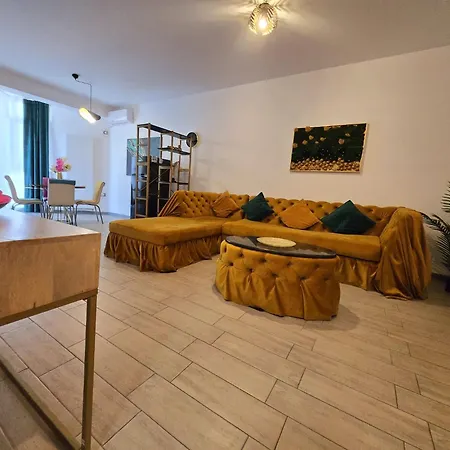 Luxury Seaview Azizi - Pool & Latera Mare Apartamento *
